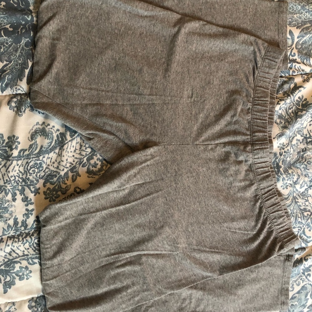 Gray Leggings ✨